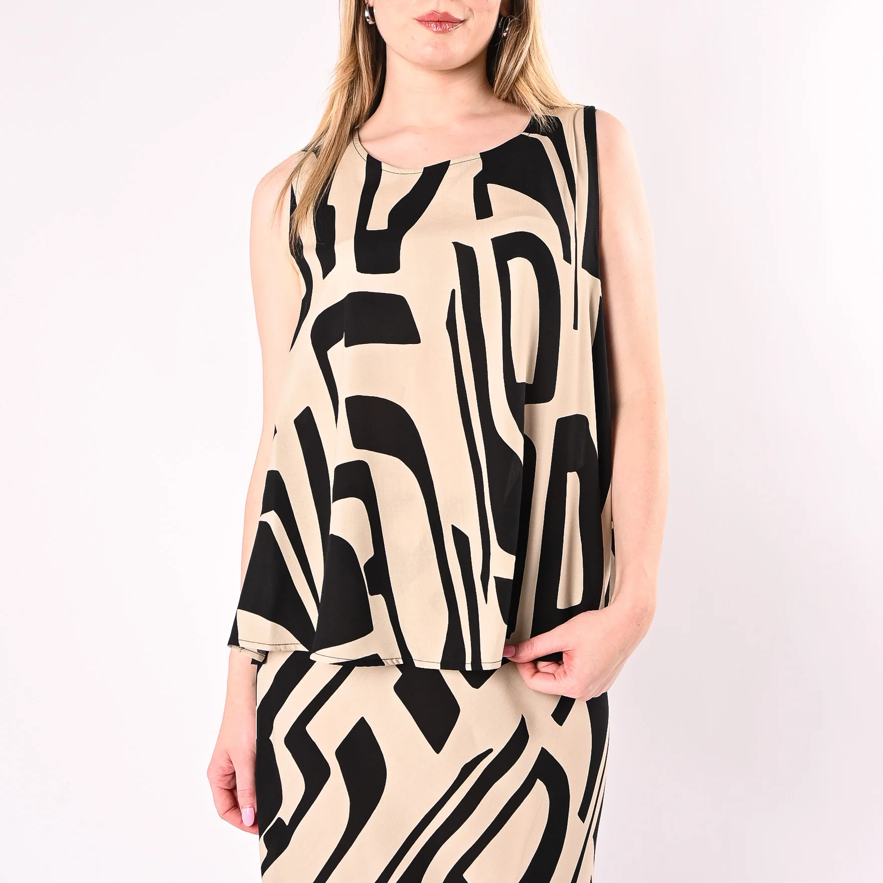 HAVEONE - BLUSA SMANICATA FANTASIA GEOMETRICA ART.CIA-Q459/BN - BURRO/NERO - Image 2