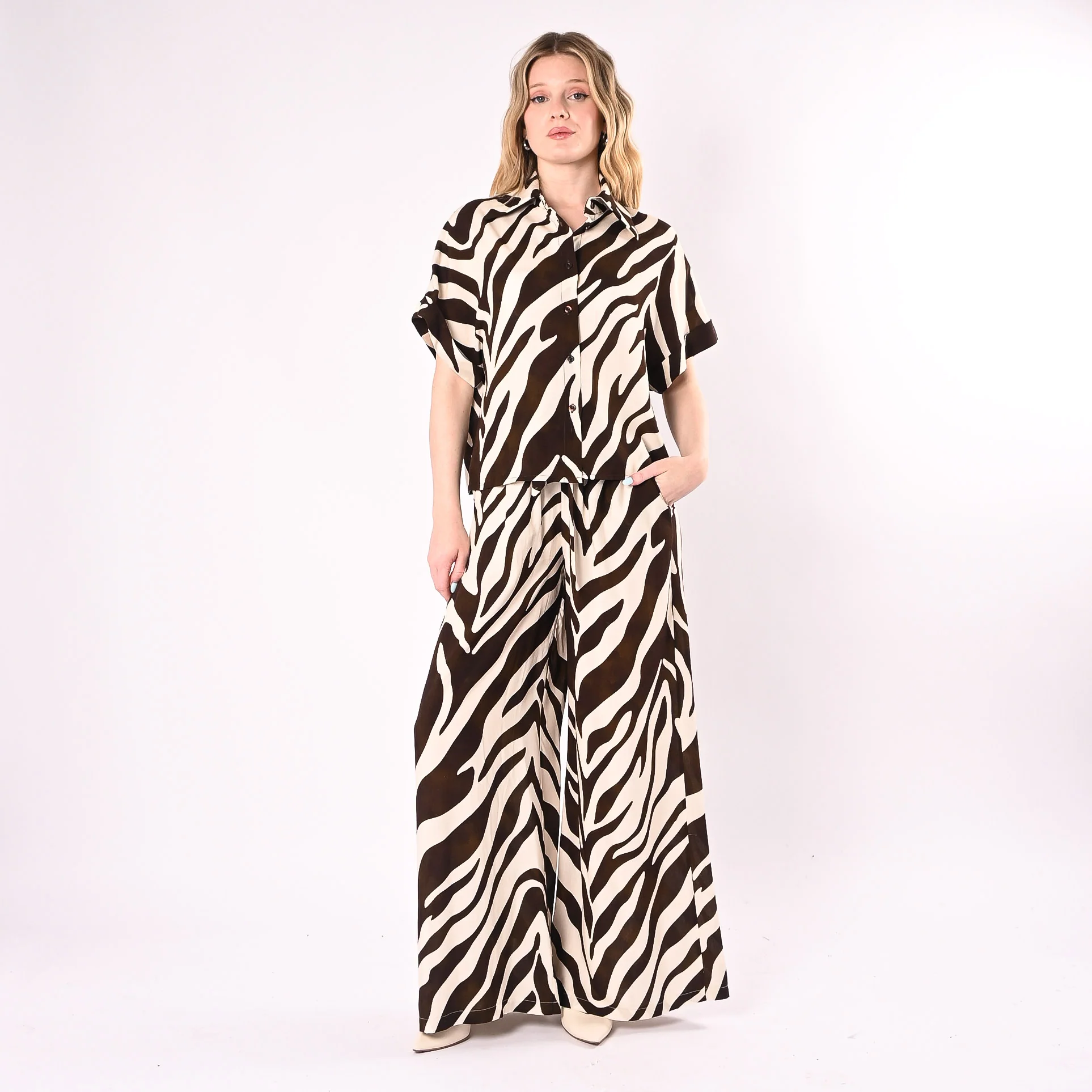 TENSIONE IN - CAMICIA VSICOSA STAMPA ZEBRA ART.260277/MB - MORO/PANNA