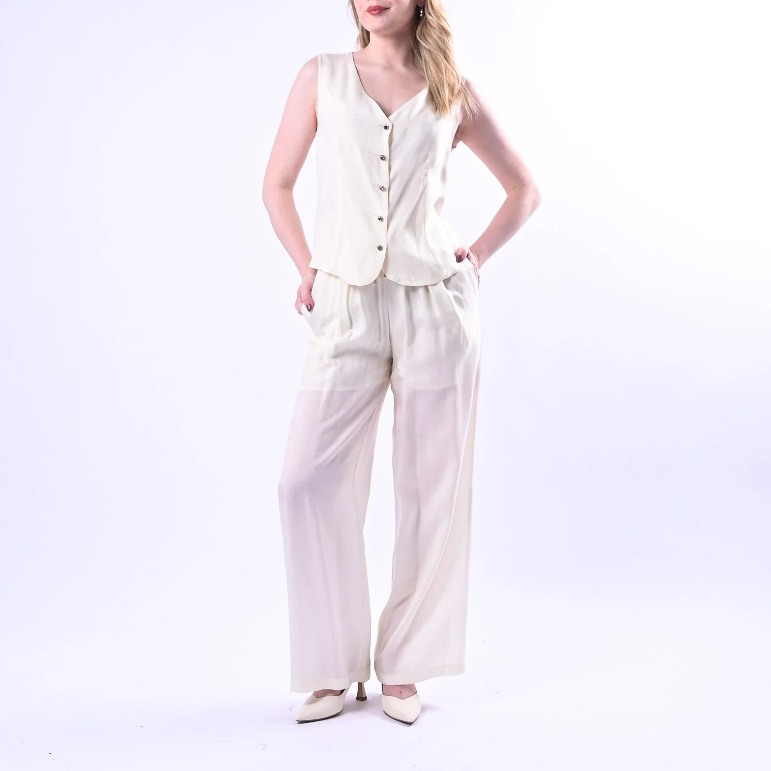WU'SIDE - GILET FLUIDO CON BOTTONI GIOIELLO ART.26293 - AVORIO
